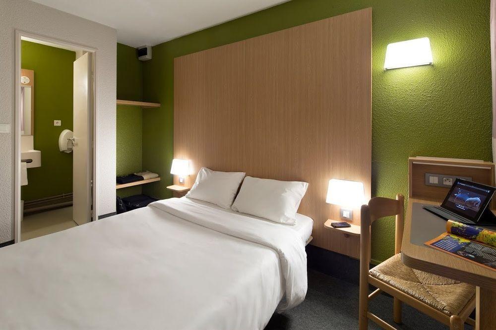 B&B Hotel Безие Екстериор снимка