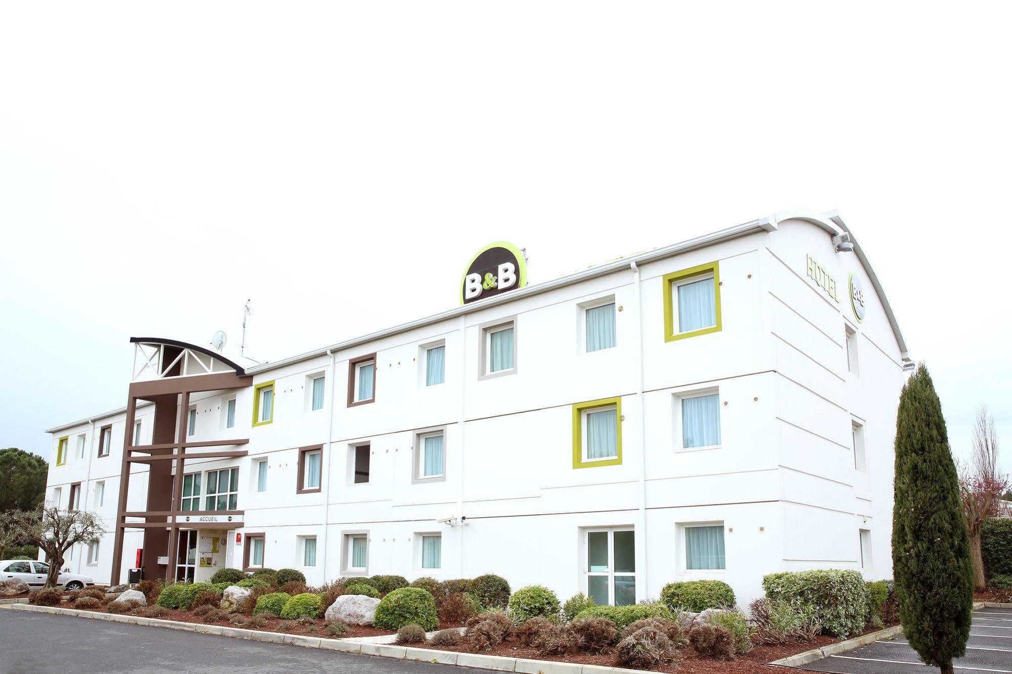 B&B Hotel Безие Екстериор снимка