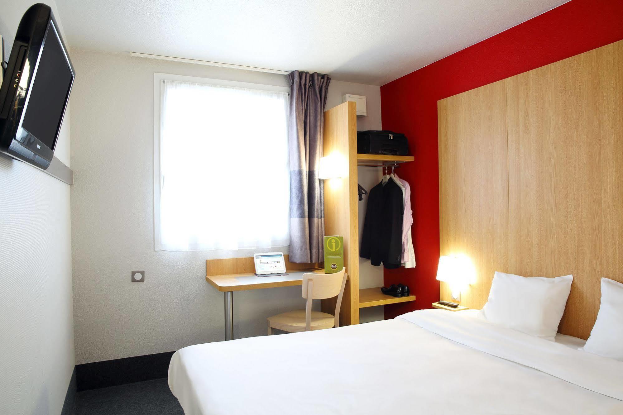 B&B Hotel Безие Екстериор снимка