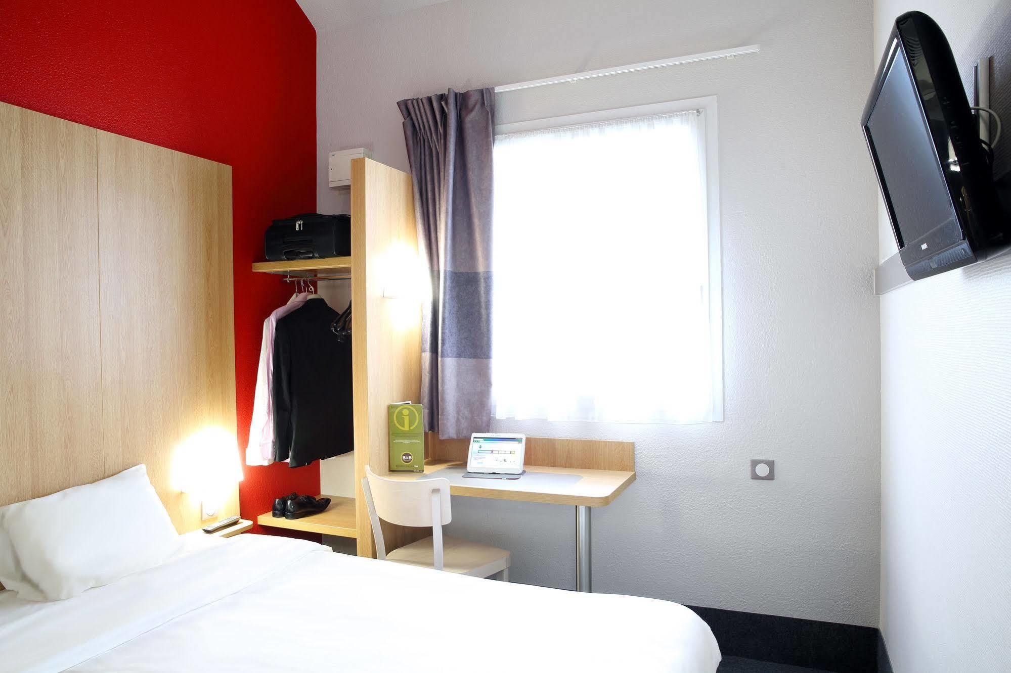 B&B Hotel Безие Екстериор снимка